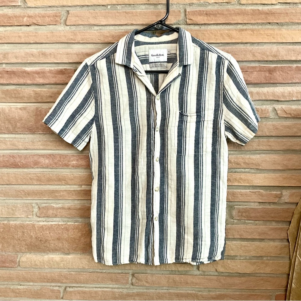 Goodfellow & Co Men's Short Sleeve Stripe Button-Down Shirt — Navy & Cream